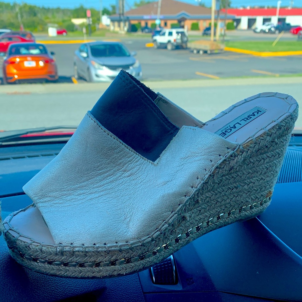 Karl Lagerfeld 
Soft Leather
Near-New